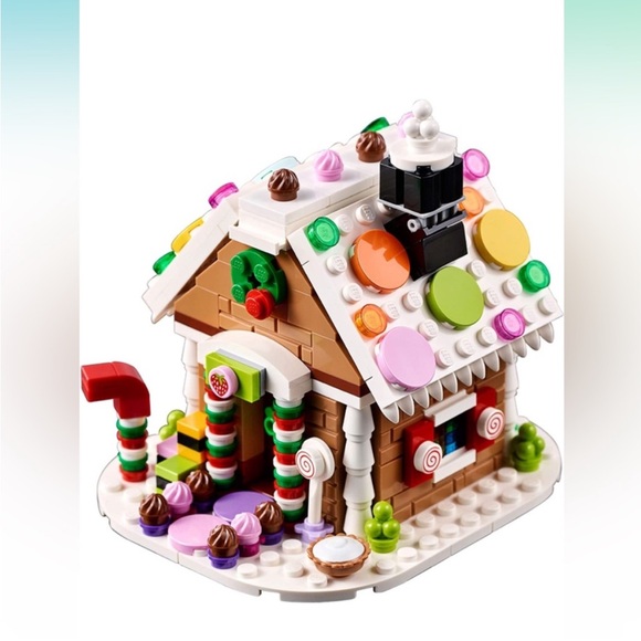 LEGO Seasonal: Gingerbread House (40139) - Picture 2 of 3